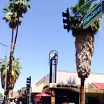 Coffee Bean & Tea Leaf