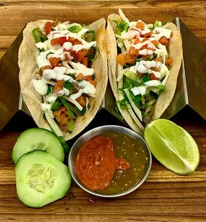 سينكو تاكوس