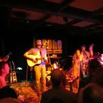 مطعم سوهو ونادي الموسيقى