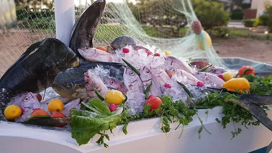 مطعم أسماك للمأكولات البحرية، صلالة