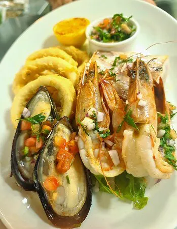 مطعم أسماك للمأكولات البحرية، صلالة