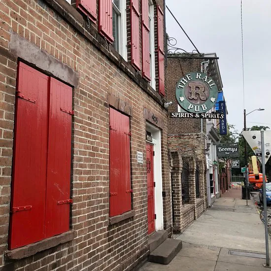 حانة السكك الحديدية