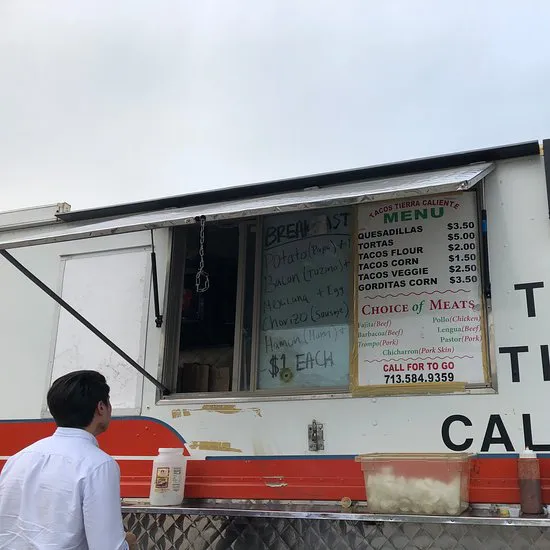 تاكوس تييرا كالينتي