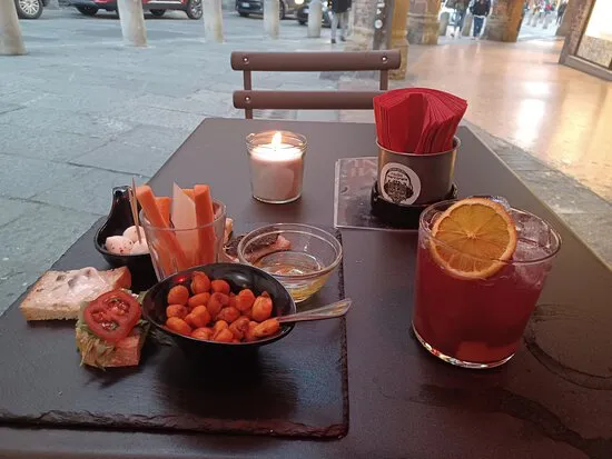 بار صالة Mercanzie