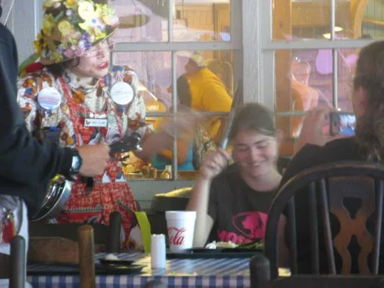 بيت دجاج الآنسة ليليان