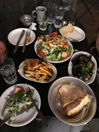 مطعم كابنيكاريا، أثينا