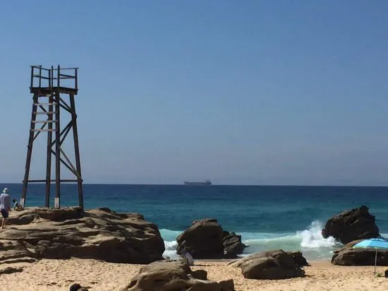 ريدهيد بيتش كافيه