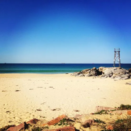 ريدهيد بيتش كافيه