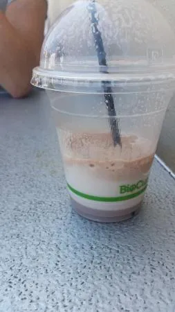 ريدهيد بيتش كافيه