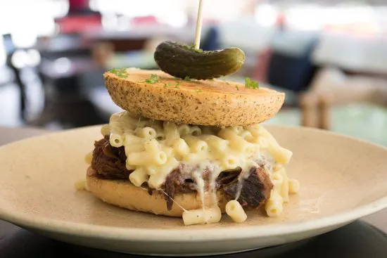 مقهى المكتبة