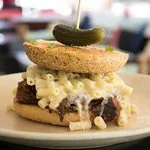 مقهى المكتبة