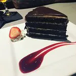 أسماك القرش تحت الماء الشواية