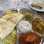 مطعم العنبر، مومباي