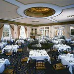 بحيرة تراس غرفة الطعام