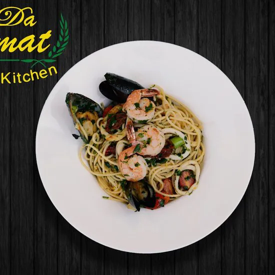 Da Esmat Italian Kitchen