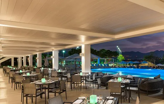 مطعم ذا ريستورانت، مسقط