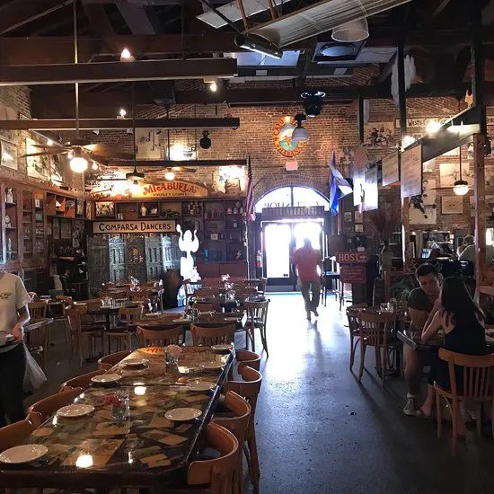 El Meson De Pepe's Restaurant & Bar