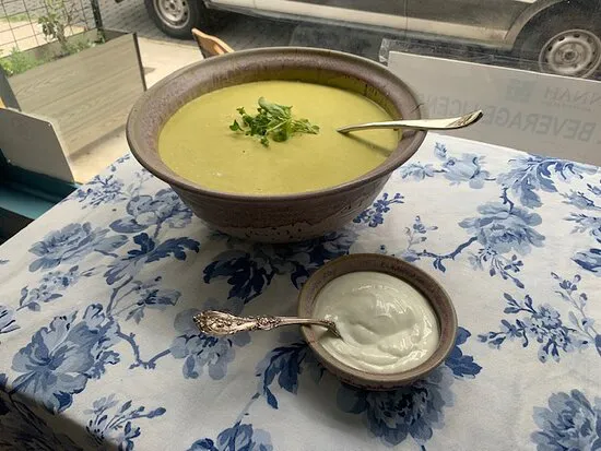 ساحة رايت بيسترو