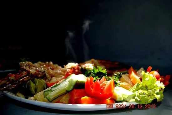 سيفانا بيتش مطعم وحانة