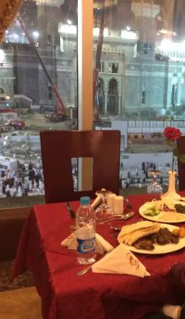 مطعم رتاج البيت