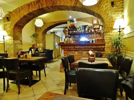 مطعم سان نيكولا، براغ