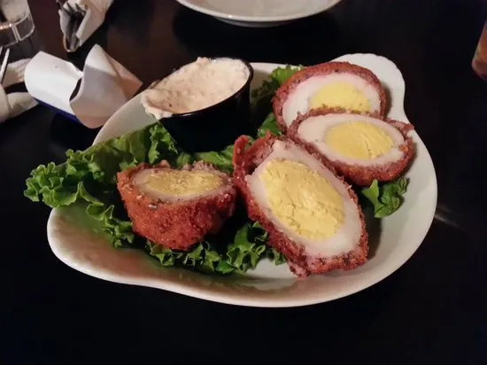 Molly MacPherson's Scottish Pub & Grill