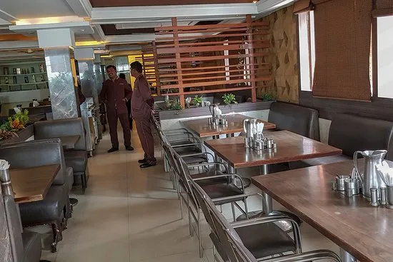 مطعم ناندهيني ديلوكس