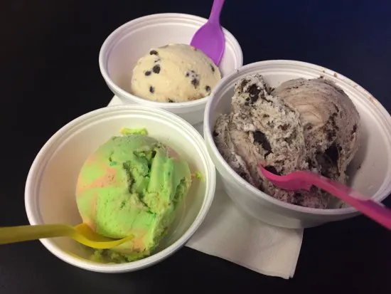 آيس كريم Ginther's Swirls