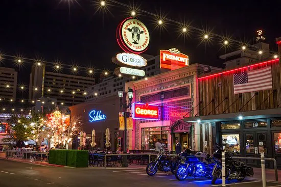 تريبل جورج جريل