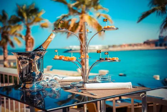 مطعم ذا سموكري، نادي يخوت الجونة