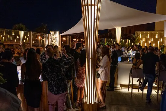 مطعم ذا سموكري، نادي يخوت الجونة