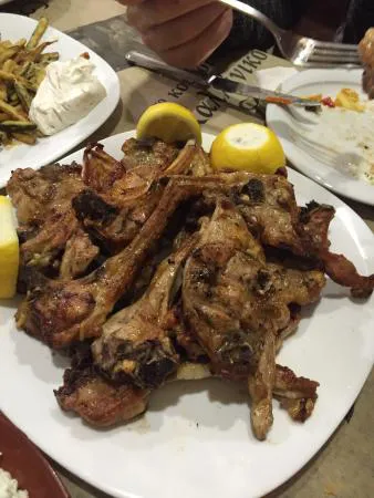 مطعم تو كوتوكي تو كالينيكو، أثينا