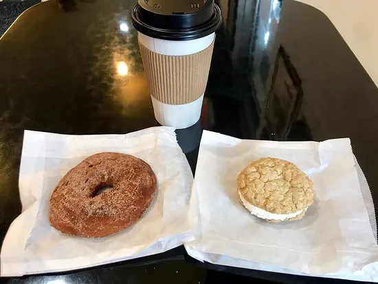 Annie May's Sweet Cafe