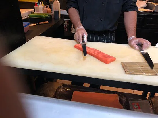 أبراج أفاري، مطعم فوجياما