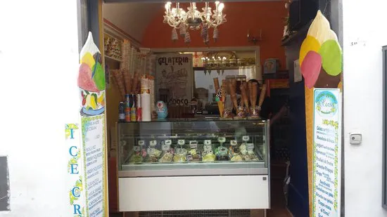 جيلاتيريا الزبادي آل كورسو