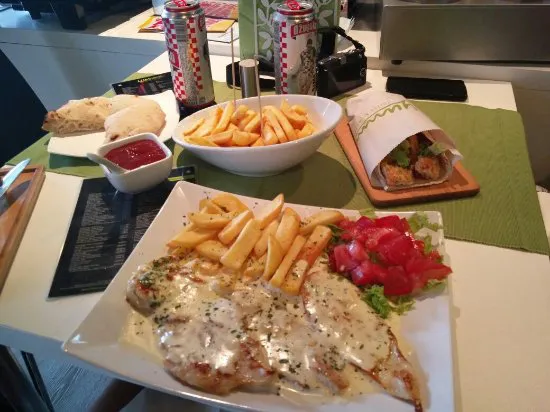 Coffee & Fast food Yummmi