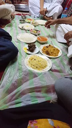 مطعم بن عتيق للمأكولات العمانية، صلالة