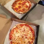 بيتزا الحياة الاجتماعية