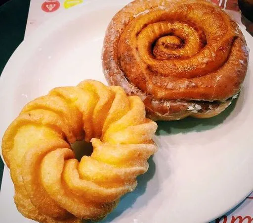 تيم هورتونز