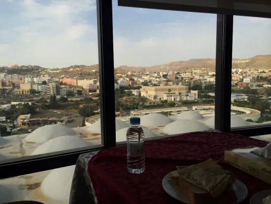 فندق قصر السلام الطابق العاشر مطعم دوار