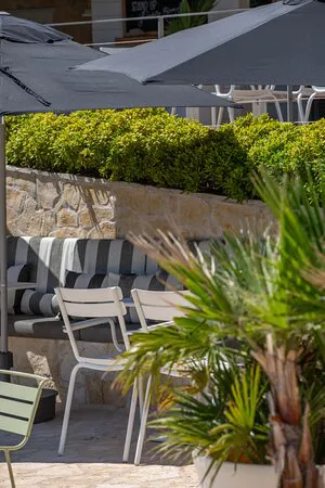 Mimi's Bistro at Tara's Lodge