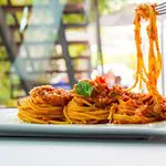 مطعم لا بيازا، أكرا - غانا