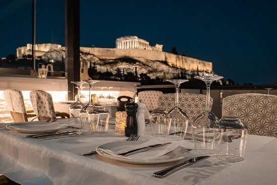 مطعم جي آي أتيكوس، أثينا