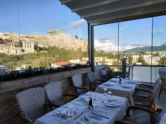 مطعم جي آي أتيكوس، أثينا