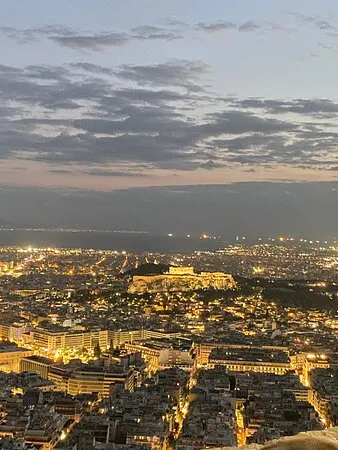 مطعم أوريزونتيس، أثينا