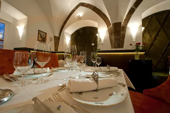 مطعم ألاباردوس