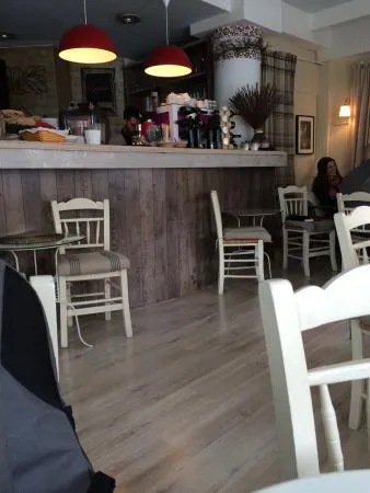 كافيه روا، أثينا