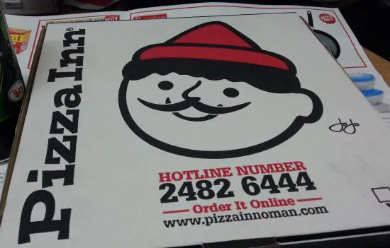 مطعم بيتزا إن، مسقط