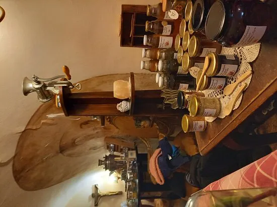 أنتيك كافيه، براغ