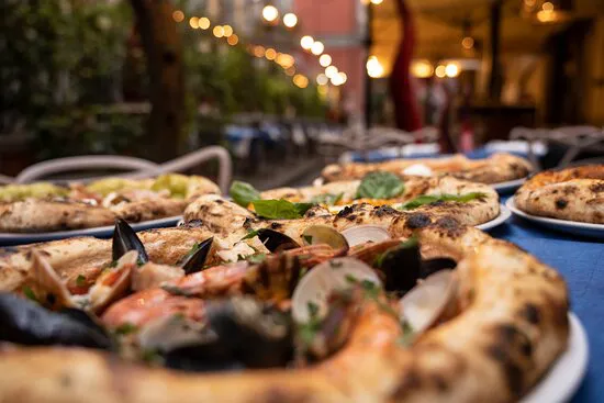 إنسوليتو كوسينا & بيتزا